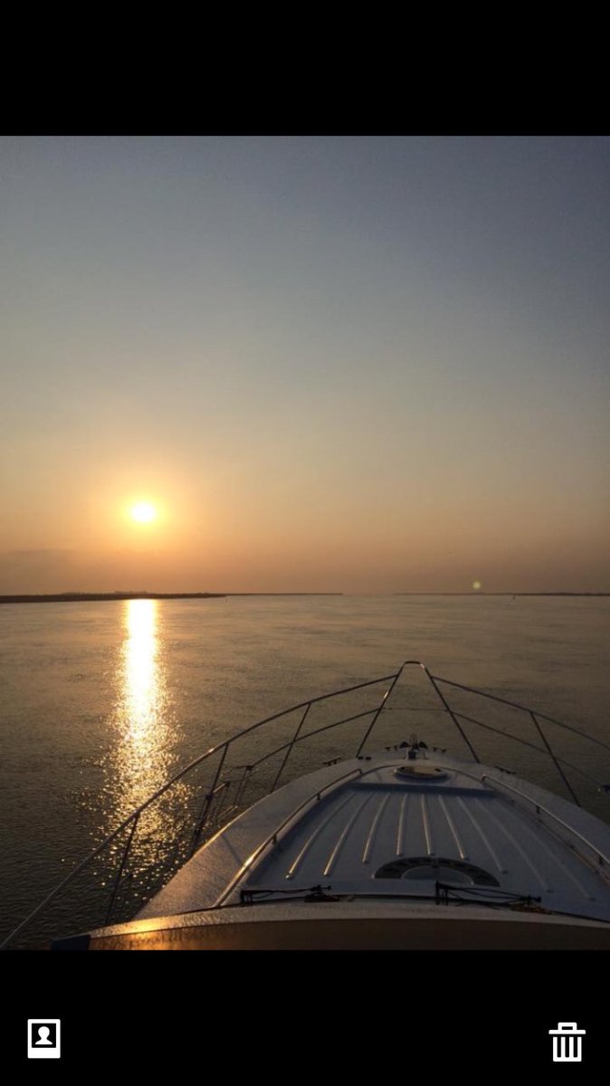 Another pic from our Fairline Targa 62 GT delivery this week. A stunning sunrise! #go boating #seetheworld