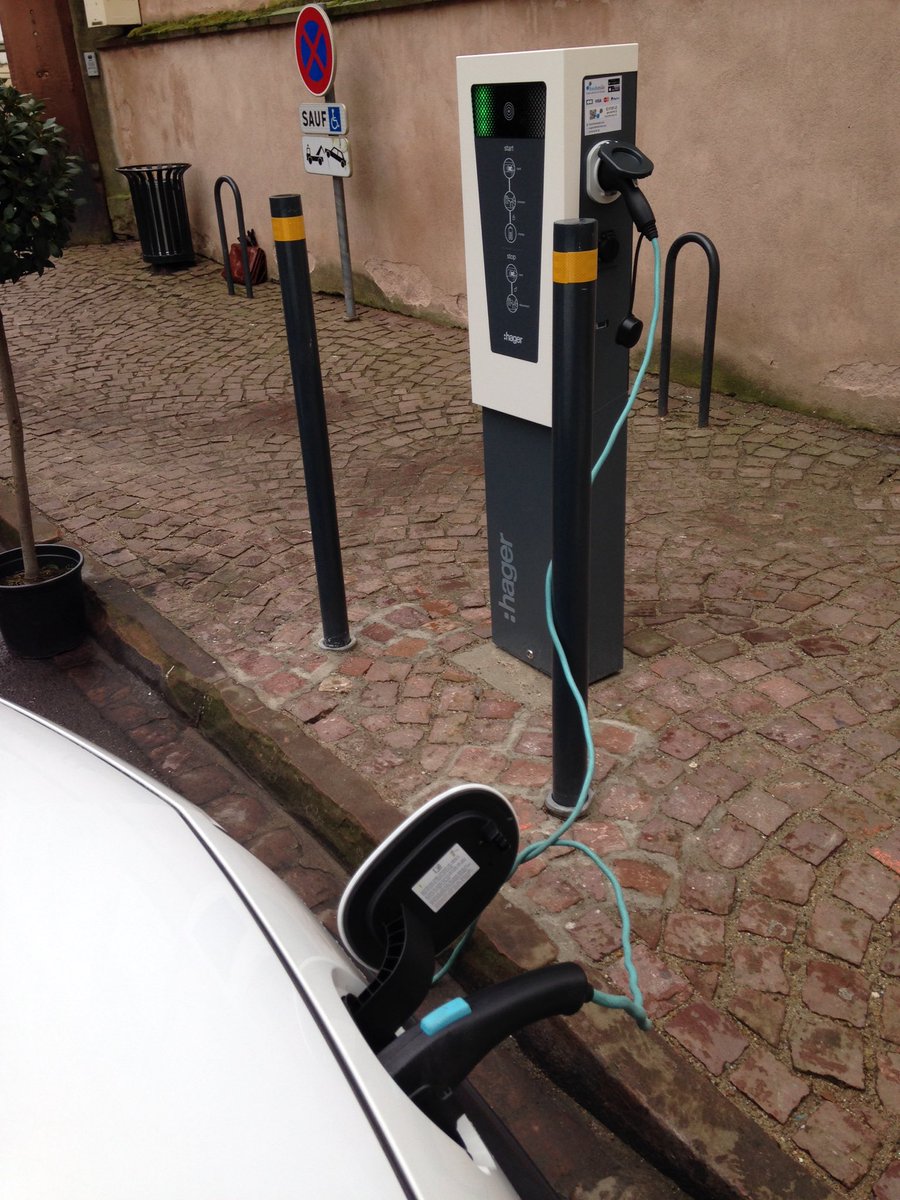 #selestat meilleur ratio d'Alsace d'équipement en bornes électriques par habitant lalsace.fr/actualite/2016… <a href="/lalsace/">Journal L'Alsace</a>