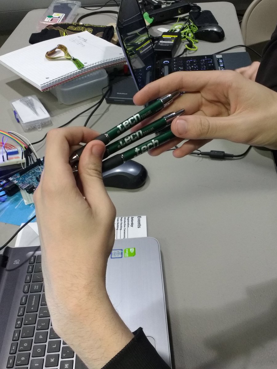 HandNF's tweet photo. Who doesn't have #profhacks2016 pens from @dottechdomains? https://t.co/usdjsgi8f1