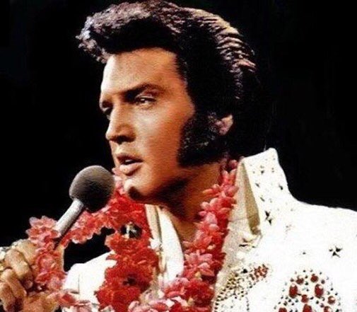 Here are today's choices for day 1 #sidesofmarch #burnoff : #Elvis vs #wiggins vote your favourite in our poll tweet