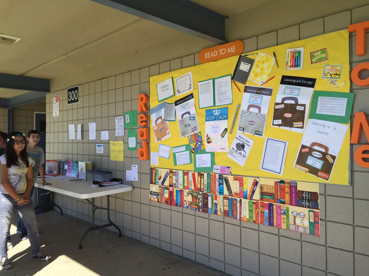 RoyalOakMSCOUSD's tweet photo. Busy week!@RoyalOakMSCOUSD #welcomefuture'runners #ROMSopenhouse2016 #'runnerweek @CO_Supt @HistoryDay https://t.co/bK0q7lx9kd