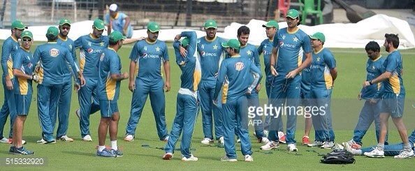 Team_Ahmad's tweet photo. Team Pakistan during Practice session at Eden Garden
#WT20 #PAK https://t.co/wpVnC5qUEl"