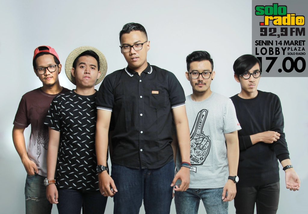 Hae hae sodara sodara seperjombloan Solo ! Siap moveon bareng ? :"))) <a href="/solo_radio/">92.9 FM Solo Radio</a>
