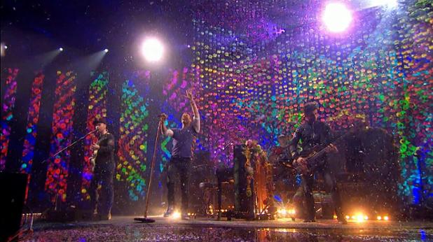 mdtvindonesia's tweet photo. RETWEET yang setuju keren banget @coldplay di opening #BRITsOnNET https://t.co/Zz6W8Mkctj