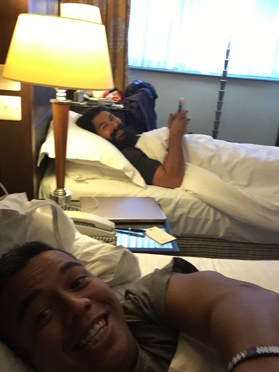 TribalReal's tweet photo. #TakeOverLondon LondonReal summit hangover @ToneFloreal @LondonRealTV @BradBurton 3pm just waking up https://t.co/uCStRoZrJ9