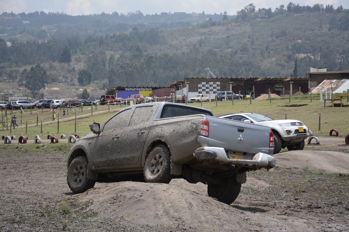 Autosdeprimera's tweet photo. Último día del #Mit4Fun en Bogotá, prueba toda la línea Mitsubishi en la pista Laguna Seca, Chía. Entrada libre https://t.co/rJuAFvTHON