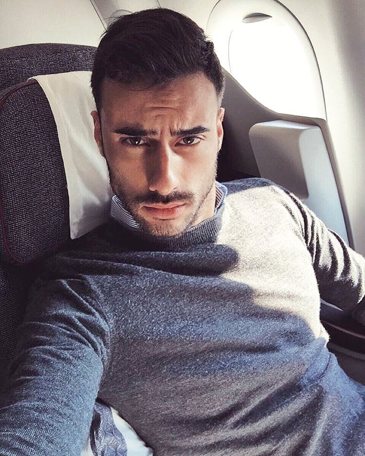 FavoBoys's tweet photo. #FavoBoys © #Marco @marcoscomparin #ItalianBoy #Venice #Italy #IT https://t.co/FEu59NNOr5 https://t.co/v7MC2mJ2tg