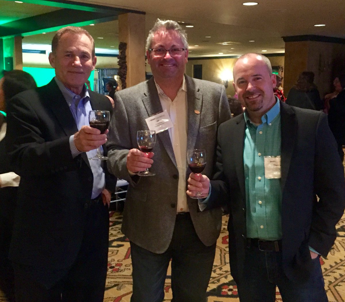 meleaguilbault's tweet photo. @GreatIdeasConf It was a great time last night at the #ASAE Foundation Pour! Cheers 2 #ideas16 from @yourmembership https://t.co/8INmvZFOPV