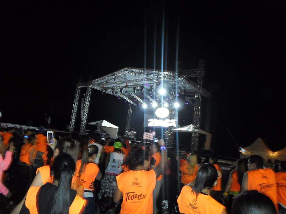 Angie3017sanche's tweet photo. Me la goce y tuve él privilegio de estar en. Este gran evento en #ModoZumba y cogiéndole él paso a @ZumbaBeto https://t.co/s2U4eRkJSn