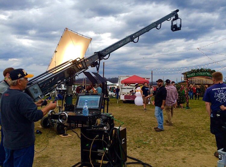 831VisionMedia's tweet photo. Hopefully I don't get in trouble for tweeting this since it's over! #filmlife #setlife #831vision https://t.co/qKNWnJuZo4