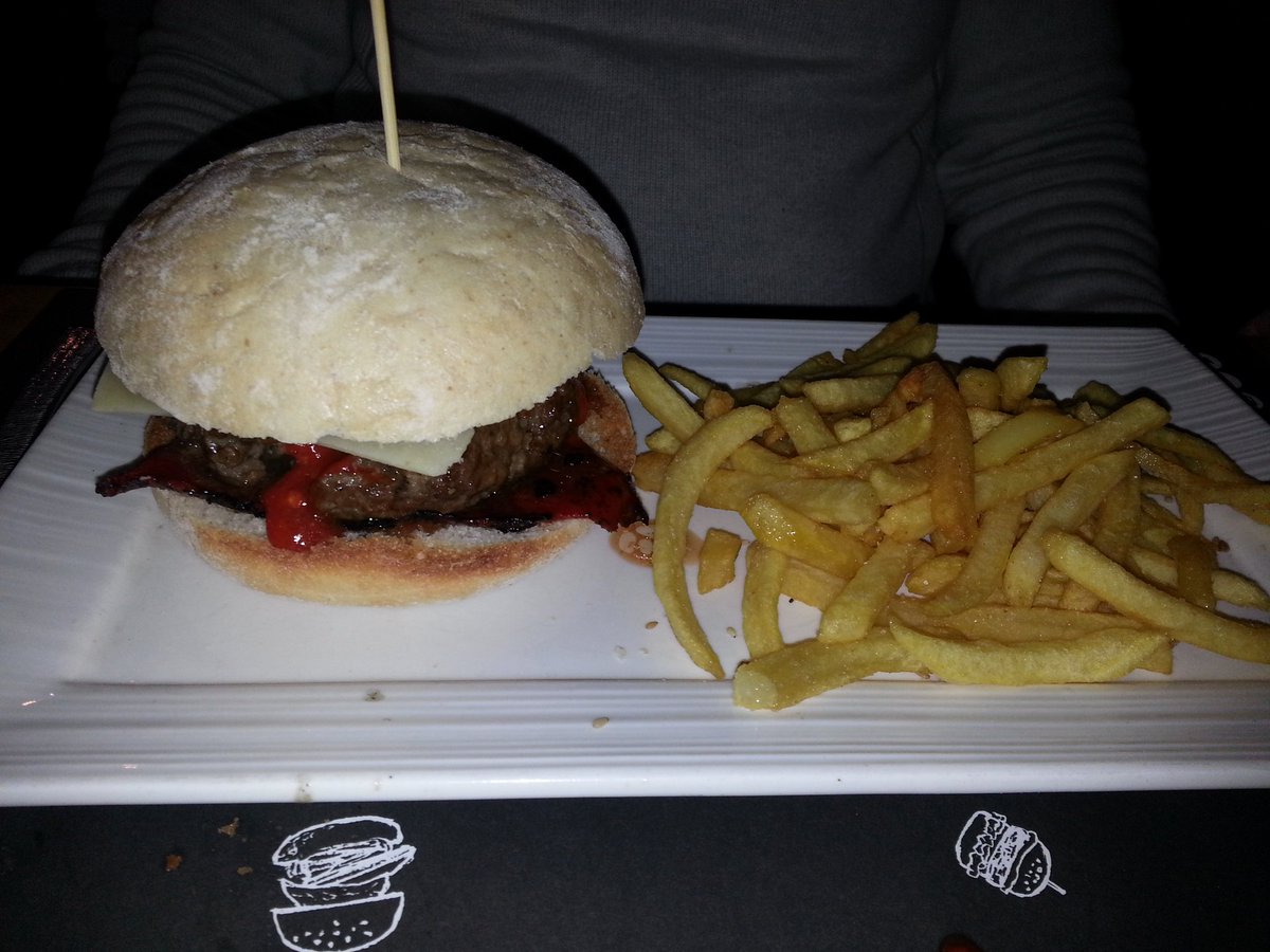 Impresionantes las hamburguesas de <a href="/gobuburger/">gobu</a> Mmmm! Cómo nos hemos puesto!