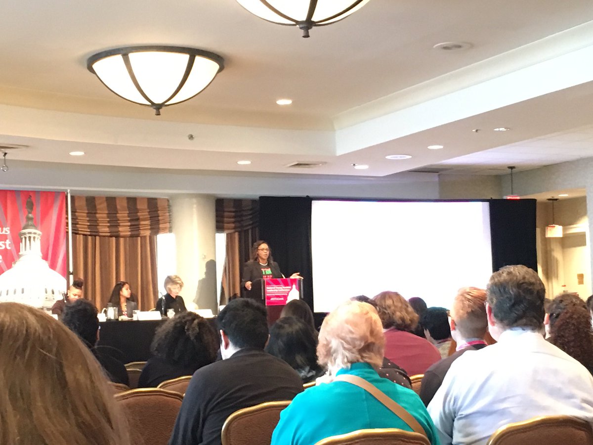 fisherfeminist's tweet photo. Sharing her story. Arekia S. Bennett. #inspired #NYFLC2016 #FCtakesDC https://t.co/vLosywOL7X