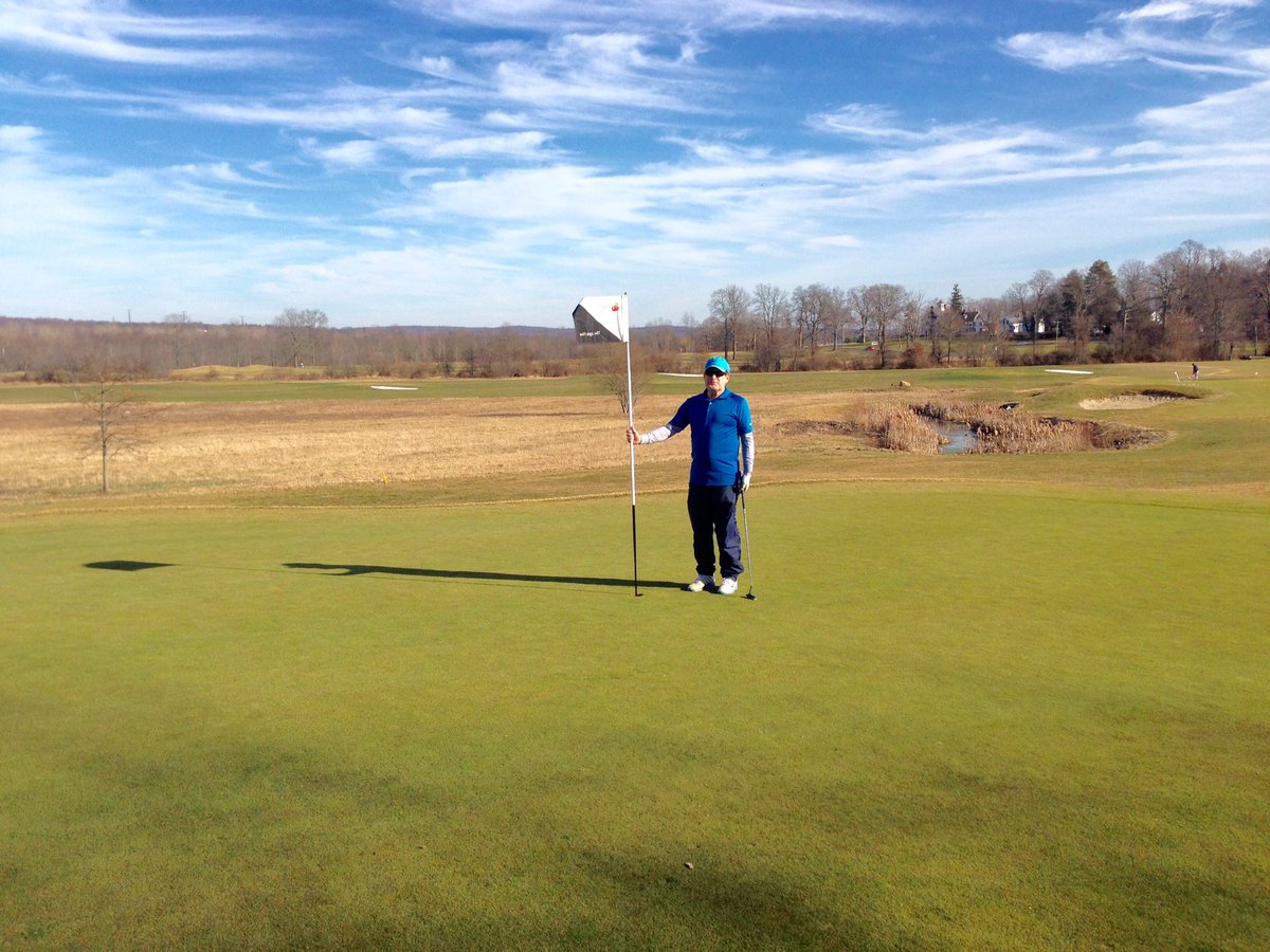 nynola3's tweet image. It's here #LOGC #golfseason 2016.Let's do this! @LymanOrchards @CelloHighEnd #LymanOrchardsGolf #LymanOrchards #golf