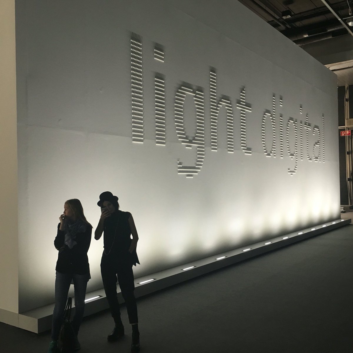 NatWilsonRynell's tweet photo. black, white or yellow - cast your vote for #lightdigital for #lb16 at the #ERCOtrendwall https://t.co/l3rwZIXp8F