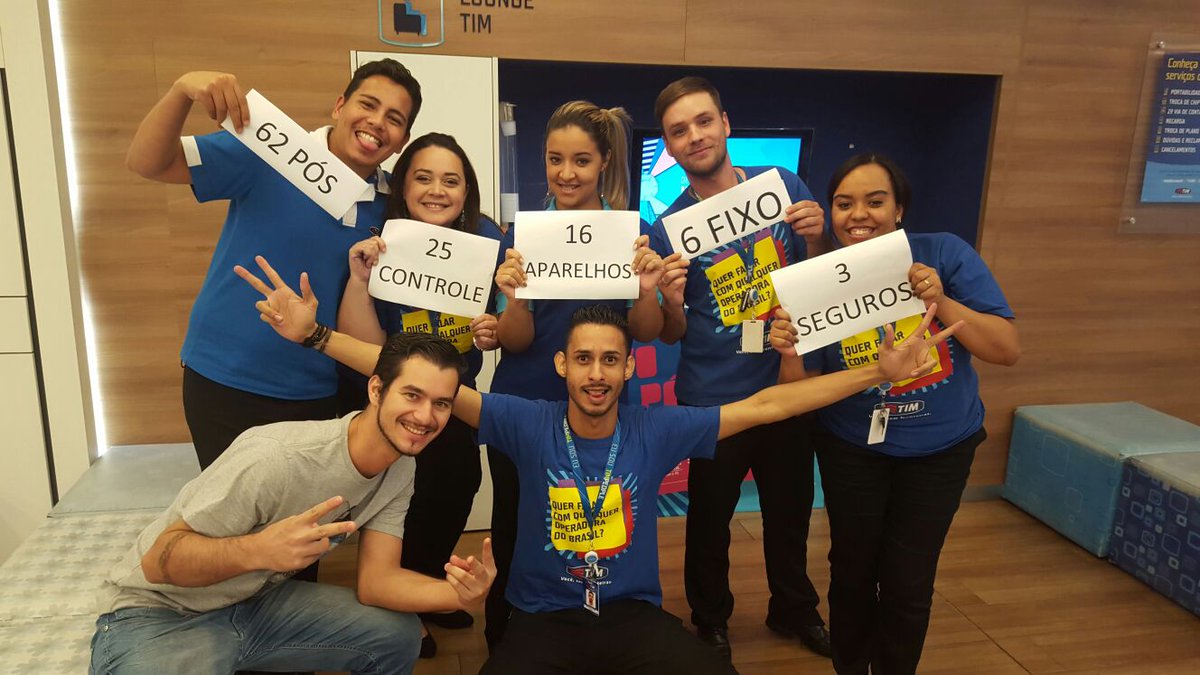 jhmoreiraTim's tweet photo. Bourbons recorde na história da loja muito orgulhoso @storespcapital @drinobertotim @cristianegoss @erikalinhares01 https://t.co/TwCyo2hAGA