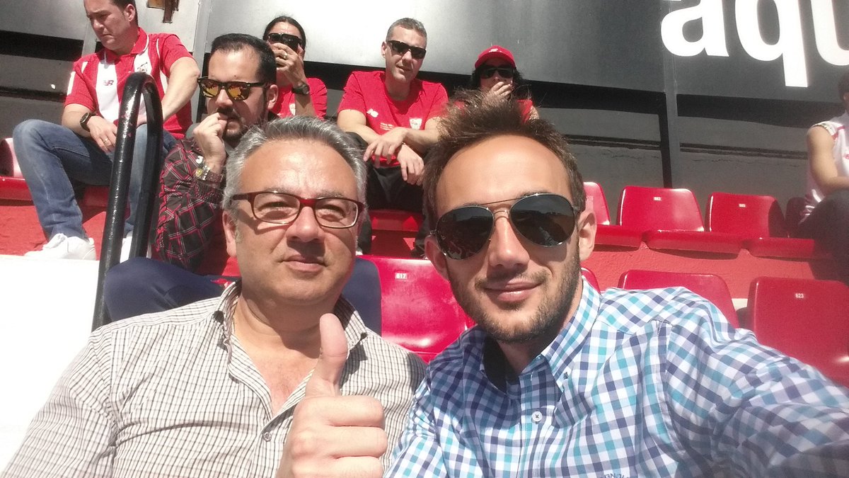 JavierGilGil's tweet photo. #MiSelfieEnNervión https://t.co/YHYLbozARS