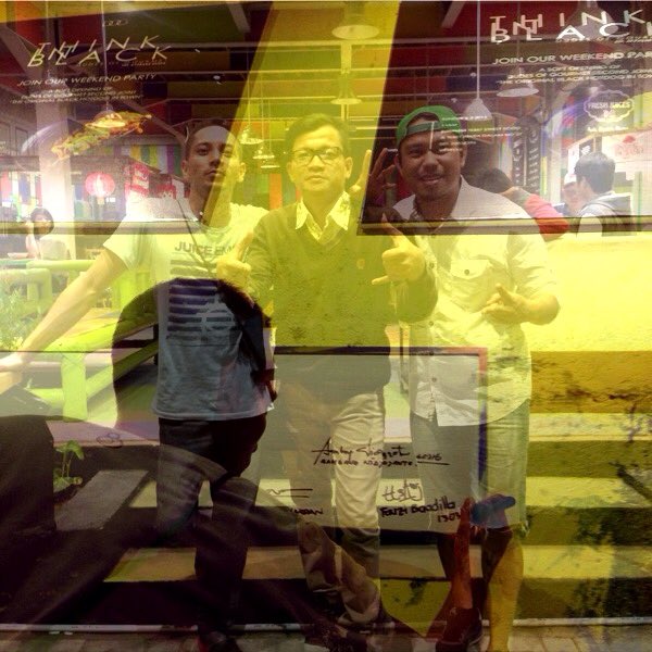 Thank you Bro <a href="/fauzibaadila/">baadilafauzi</a> udah mampir and ngobrol ttg kerennya Indonesia #fauzibaadila