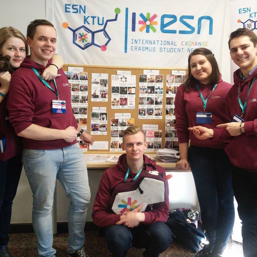 ESN_KTU's tweet photo. This weekend #ESNktu representatives attend #NP27 of #ESNlithuania #THISisESN https://t.co/w48C0sMItE https://t.co/vS2pwLKRTk