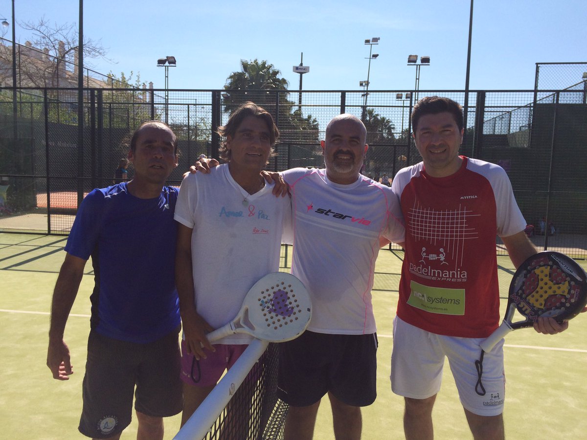 jorge_ncsystems's tweet photo. Caímos en campeonato Andalucía 1/8 con @PepeImaz 6/4 7/6 seguimosTEAM @PadeLuiSanchez @mysticapadel @padelexpresssev https://t.co/kDS1XglOyr