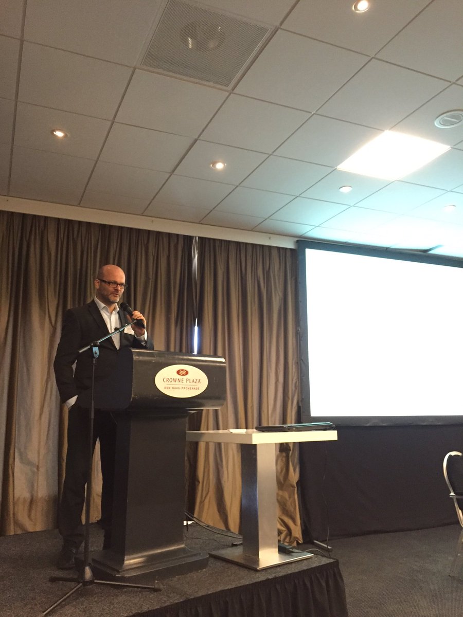 artikeltva's tweet photo. Konferens om Västsahara i Haag: Erik Hagen, @wsrw om naturresurser fr ockuperade #Västsahara #utpol #westernsahara https://t.co/TeRdiJvVtC