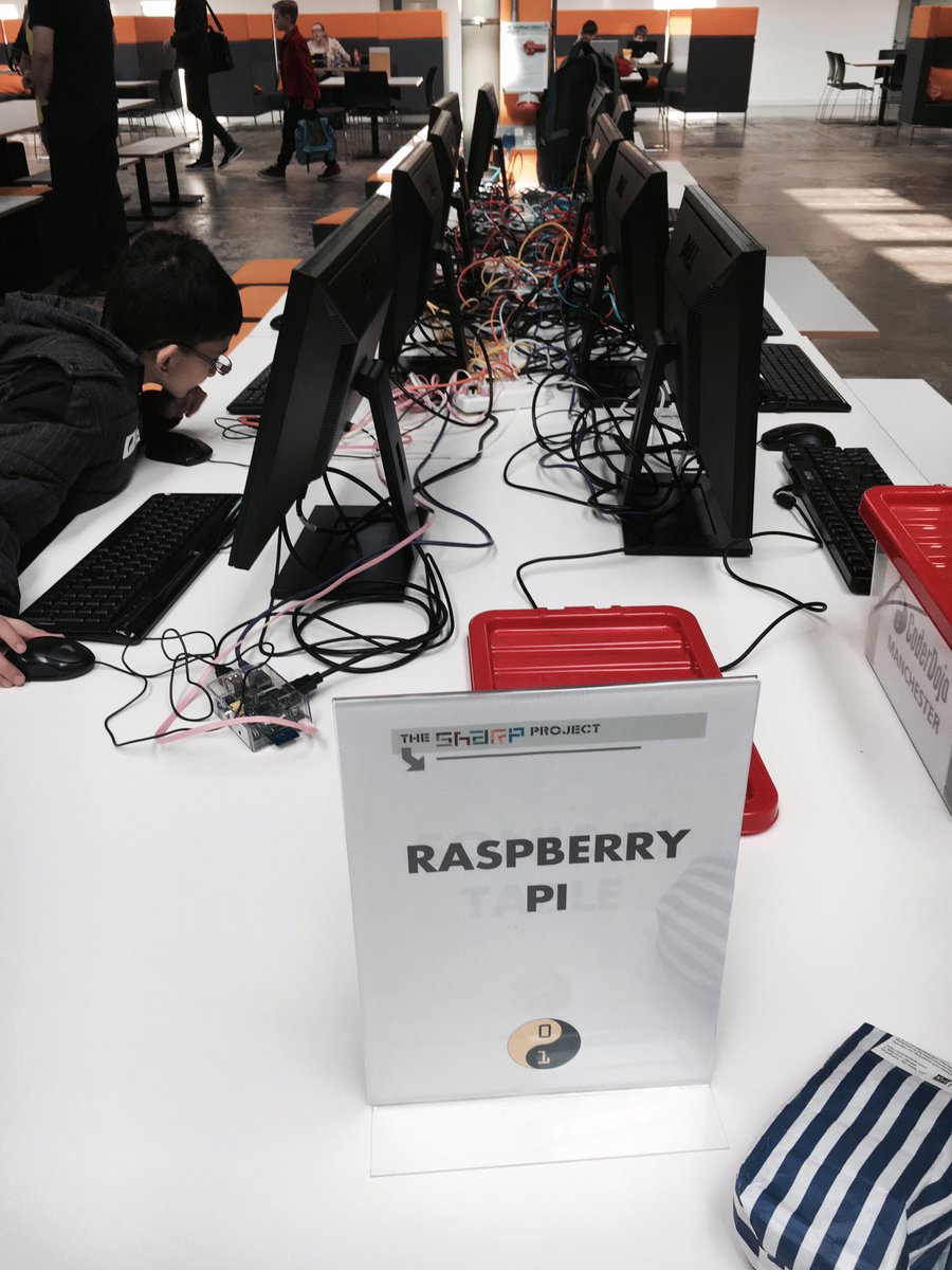 SharpFutures's tweet photo. Activities @McrCoderDojo today include #RaspberryPi #Scratch @littleBits @RobogalsMcr &amp; lots more... @sharpproject https://t.co/vym67IFOtb