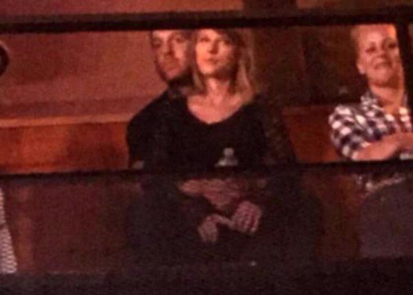 TaylorSwiftFV2's tweet photo. https://t.co/eMRDwlcjwZ