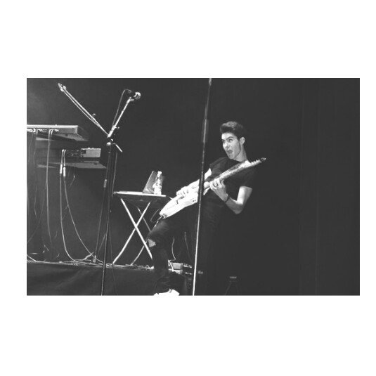_PamHernandez_'s tweet photo. @_jesus_OM mi guitarrista favorito💞💫 https://t.co/cIar6xMZnR