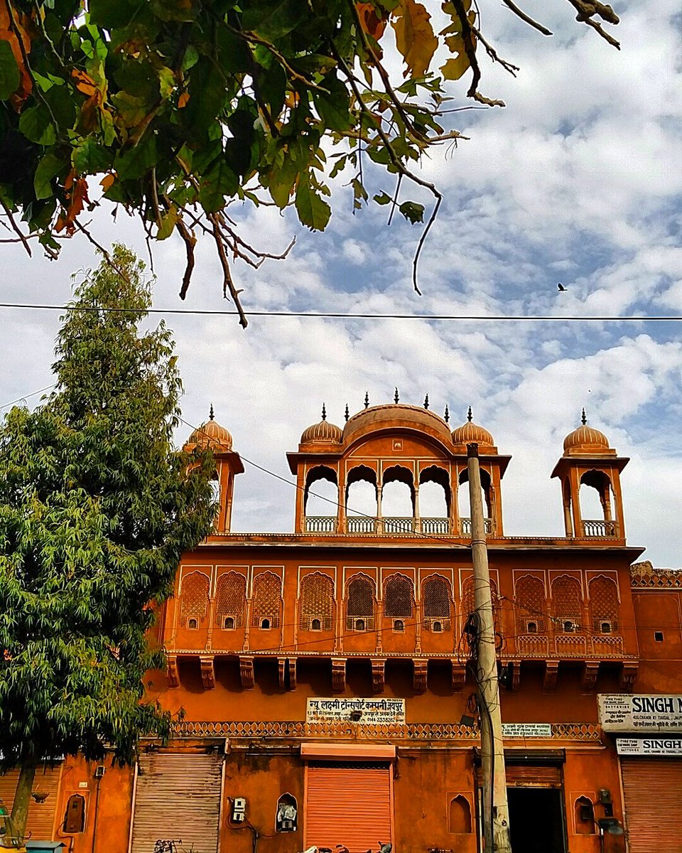 igerjaipur's tweet photo. #oneplusphotowalk #jaipur #artcafe https://t.co/aTd3CXwayx