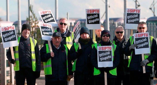 DarcyThink's tweet photo. #luas #LuasStrike this bunch are on €42k per year. Now looking for 40% increase. Put down your 1970's placards, work https://t.co/NjV6mfb6oR