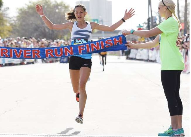CFreemanJAX's tweet photo. Newcomers capture @USATF 15K titles at #GateRiverRun2016, via @jaxdotcom: https://t.co/ve5p2rKtNF https://t.co/HowrGUf3fP