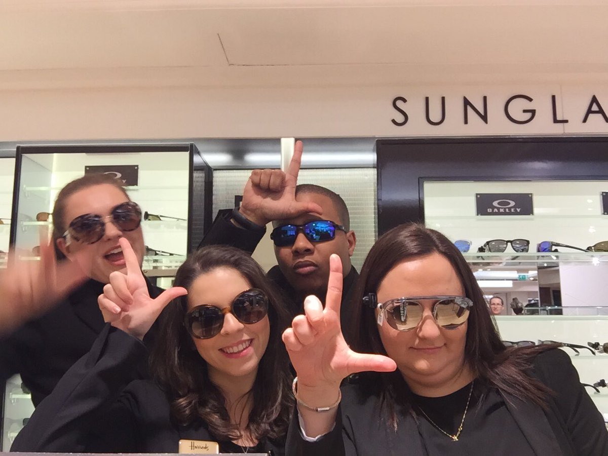 TeamSp0rts's tweet photo. Sports Team is ready for big Sunday #SundayFunday @SotSoll @shanearay https://t.co/y7GAXNwpxl