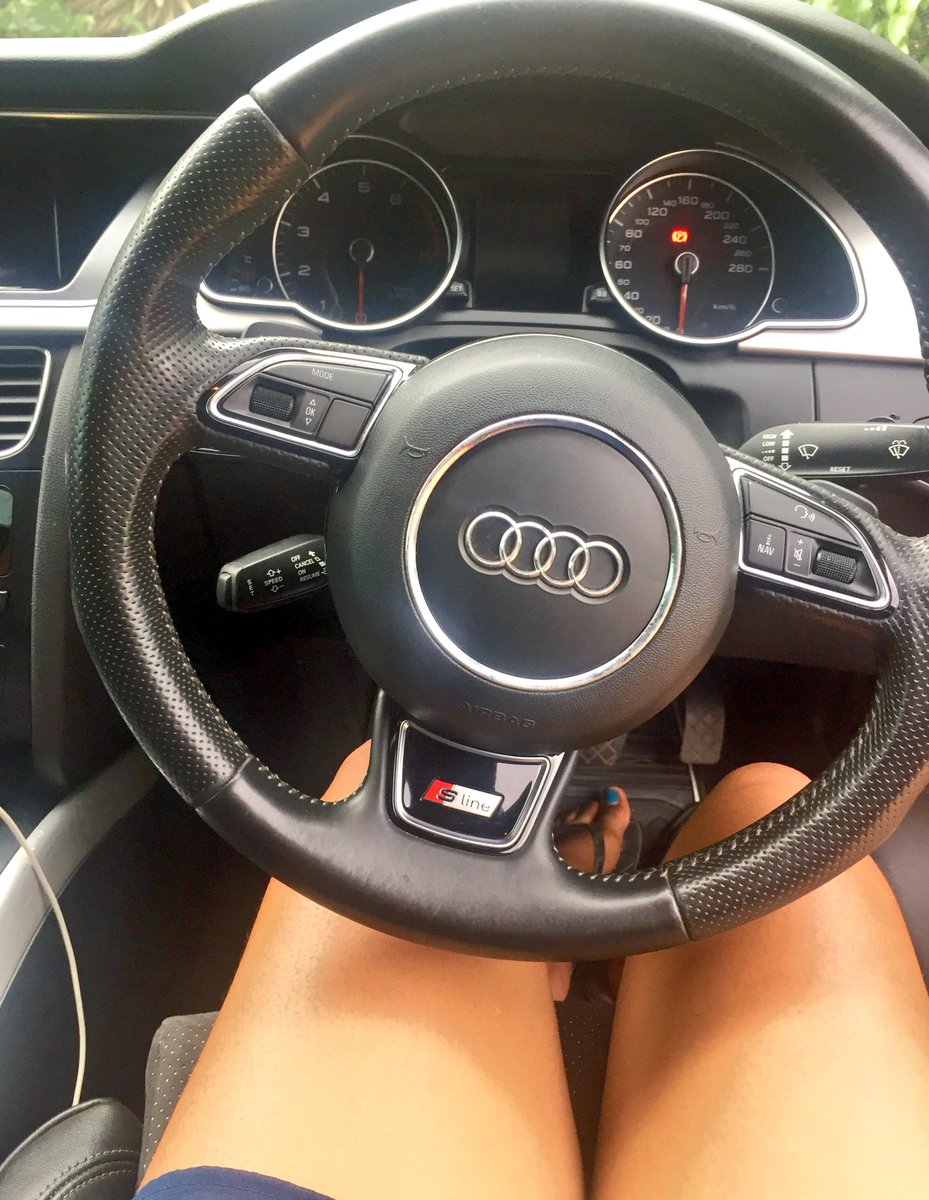 Miemie_Mkansi's tweet photo. Hubbae must be in a very good mood to let me drive while he enjoys the passenger seat #pumpumpower๐ช๐ฝ๐
#๐ทB4takingOff https://t.co/QJx90HuNLM