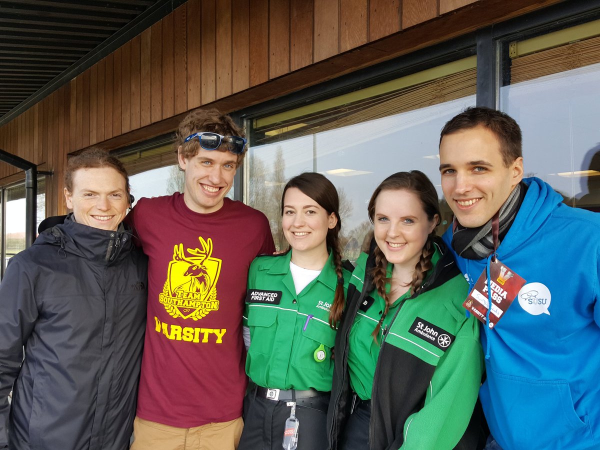 SurgeRadio's tweet photo. We're also making friends with the legends at @stjohnambulance helping all our injured sportspeople #SurgeVarsity https://t.co/4NKpsD3Uqt