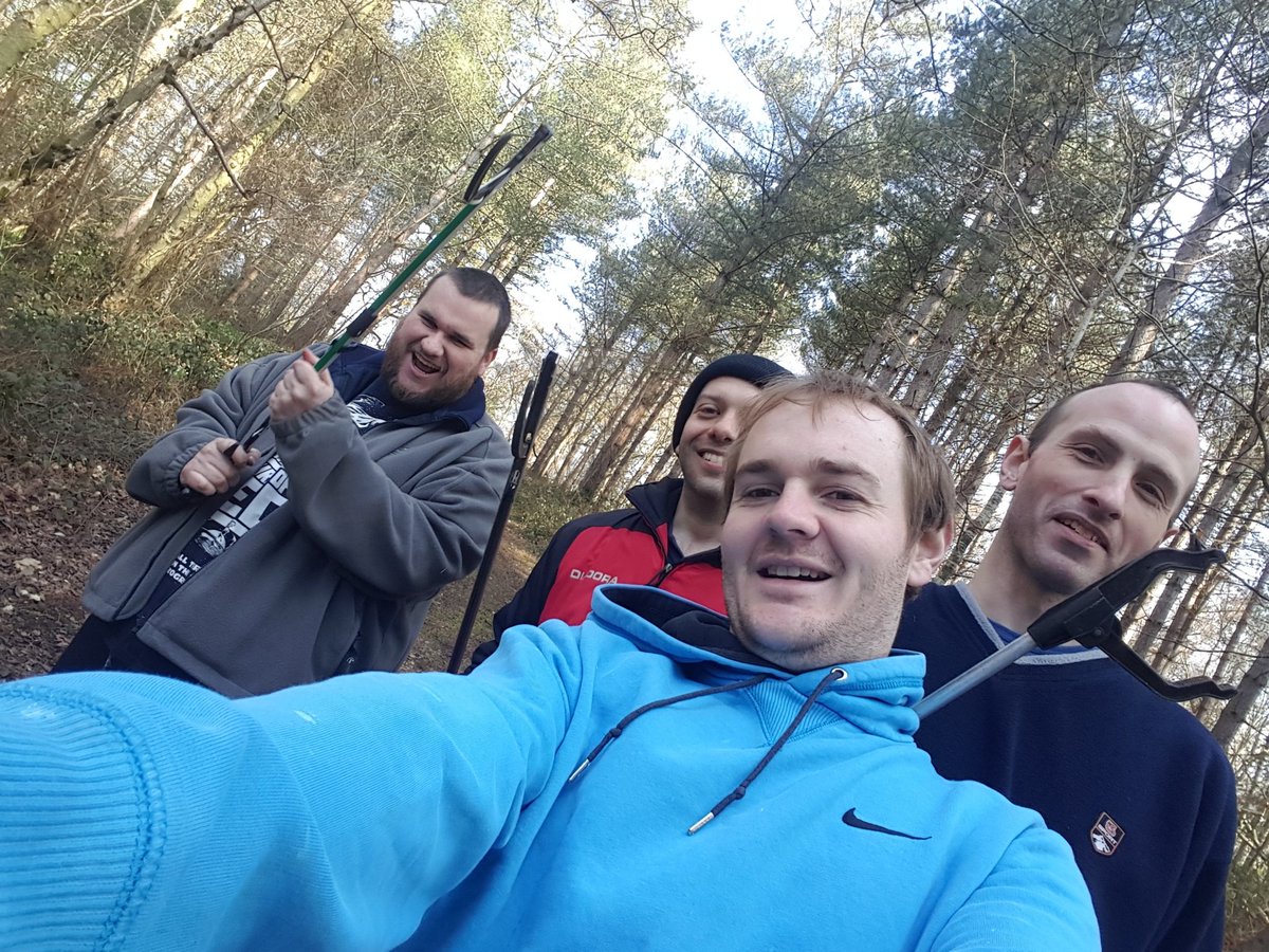 merander3000's tweet photo. @CCHertsScouts I hear you had trouble with the scout triathlon. You should have come and helped us #CleanForTheQueen https://t.co/eYTN3hGzrU