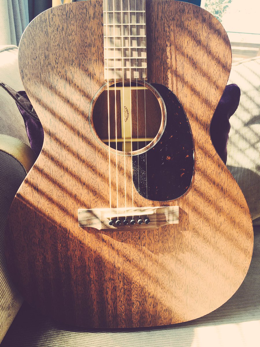 In love with my new <a href="/MartinGuitar/">Martin Guitar</a> 000-15M! Such a thing of beauty.