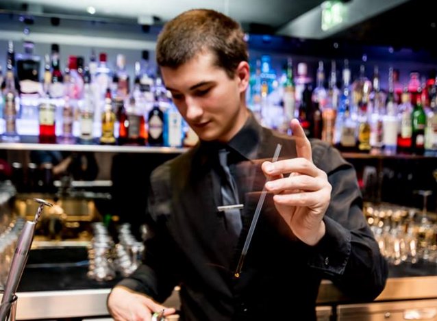 Cocktail_Card's tweet photo. Grab your membership for 2-4-1 cocktails ALL DAY today at Light Lounge,Soho. https://t.co/RjqRb7m0yo https://t.co/J0WlIpf5ga
