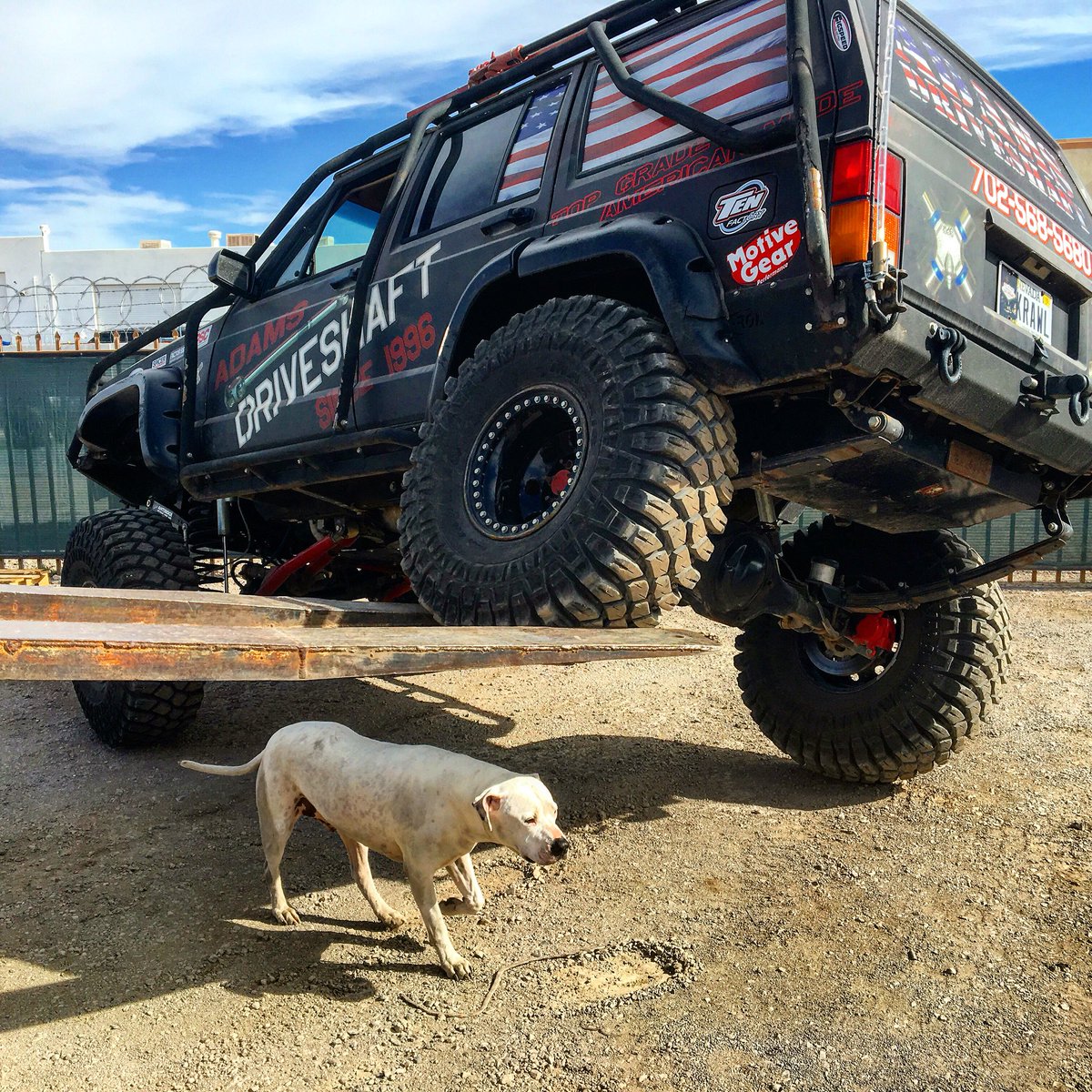 whiskeywheeler's tweet image. #ejs2016 we are ready! @adamsdriveshaft @WildBoarOffRoad @spicerparts @neapcocomp @KrawlZone @JcrOffroad @MotiveGear