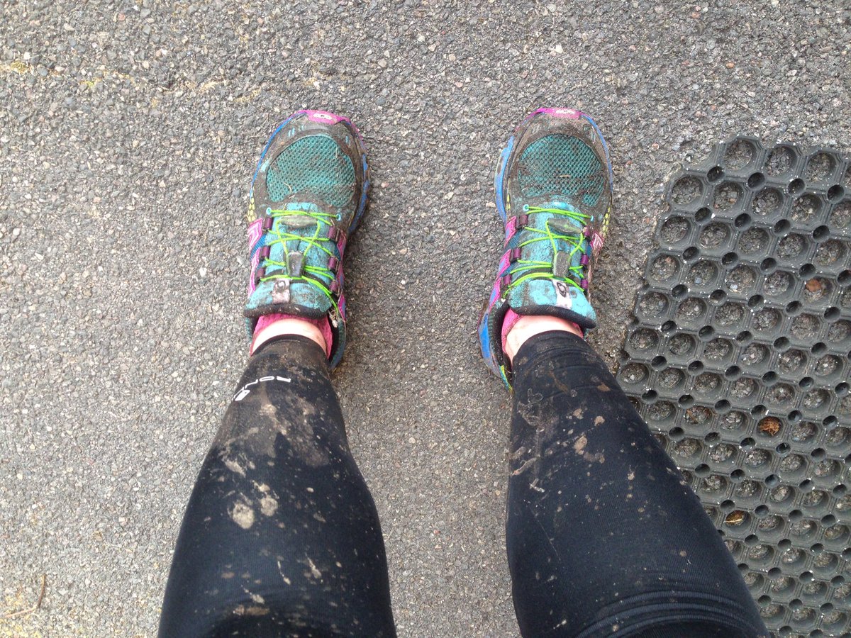 GeorgiaTri1990's tweet photo. 10k trail run yest afternoon, first in over a week due to a horrible cold 😭 before during and after shot! V muddy! https://t.co/hcK9xgRM1P