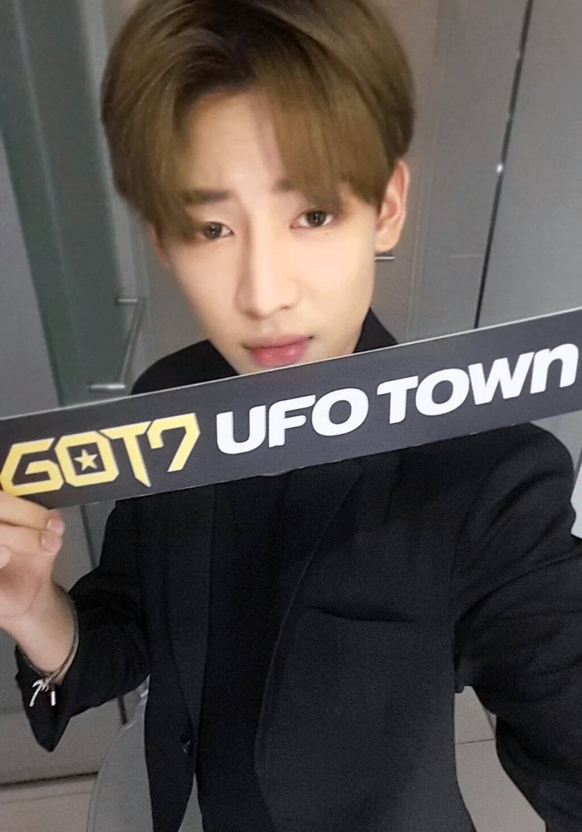 got7_fantasy's tweet photo. 僕ね？細い人が好きなの
でもさ…君、太ってるっていうか、デブじゃん？
デブはちょっとねぇ……
痩せてからまた来てね💚💚💚

#got7で妄想 
#痩せろアガセ https://t.co/Asv648mVf0