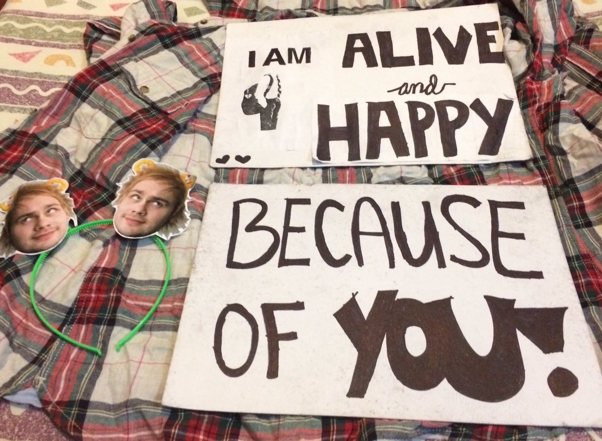 mutualmuke's tweet image. please RT this so michael can see it!
I WANT HIM TO KNOW I LOVE HIM
#SLFLWWProject #SLFLMANILA #VANILLAINMANILA