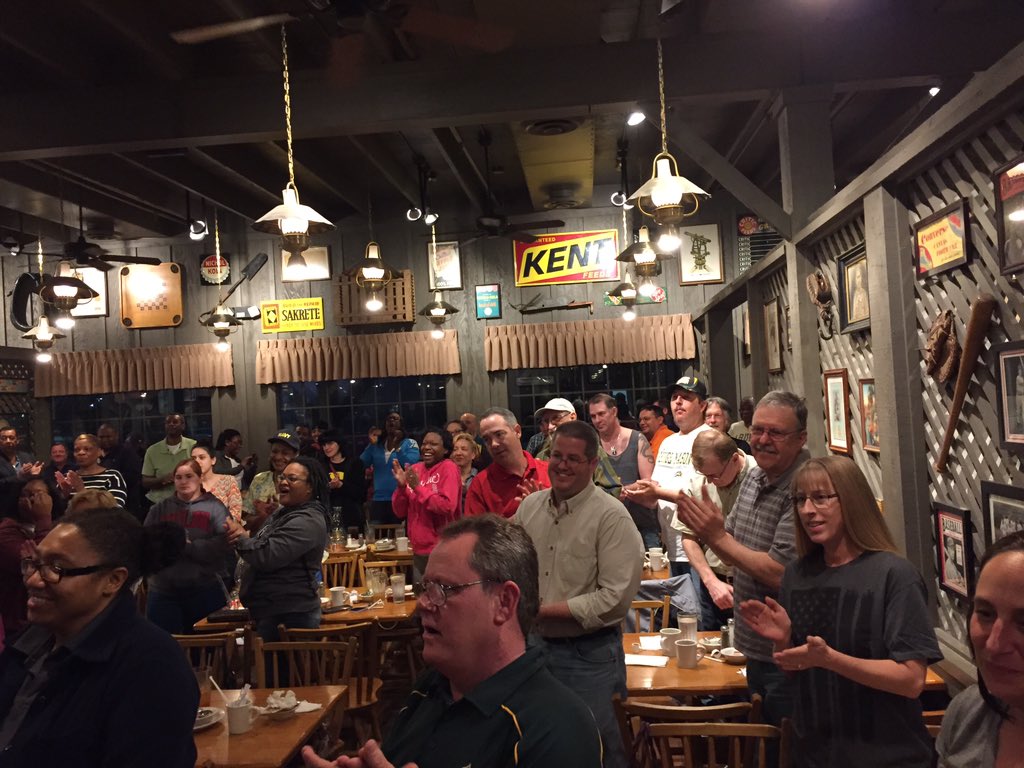 What an awesome Success Share meeting! Love this team! #1109 <a href="/johnson_sly/">Sylvester JohnsonTHD</a> <a href="/SharonLacewell/">Sharon Lacewell</a>