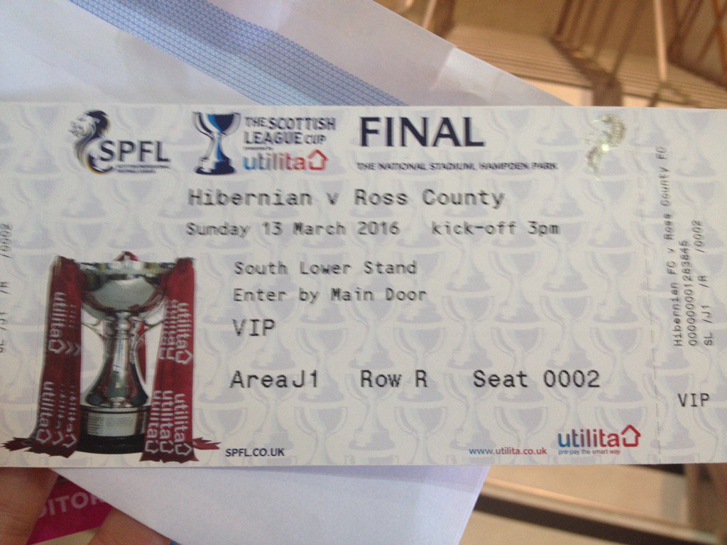 nipsweetie's tweet photo. Giddy as #GGTTH #cupfinal2016 https://t.co/i88BPxNdyB
