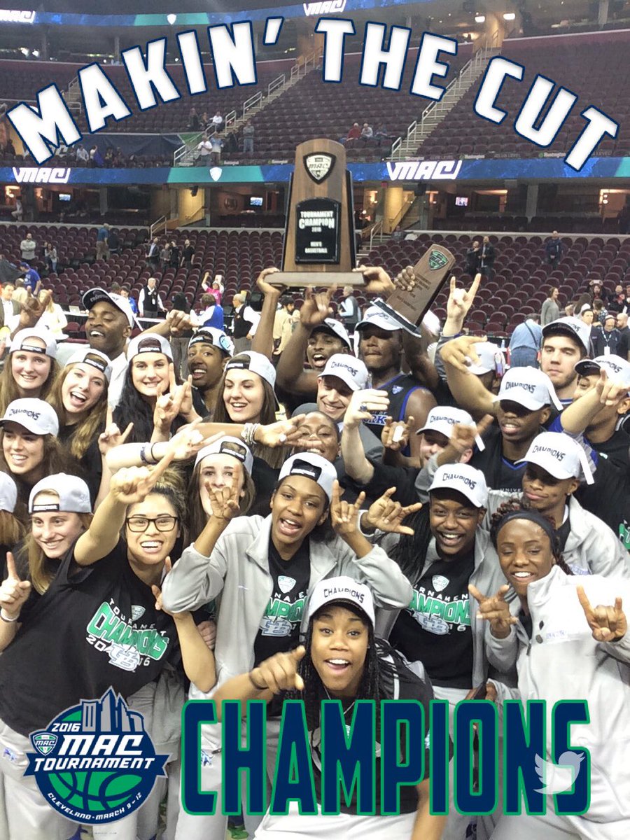 MACSports's tweet photo. ICYMI: @UBAthletics had a little fun with the #TwitterMirror last night. #HornsUp #MACtion https://t.co/de1LrynCK0