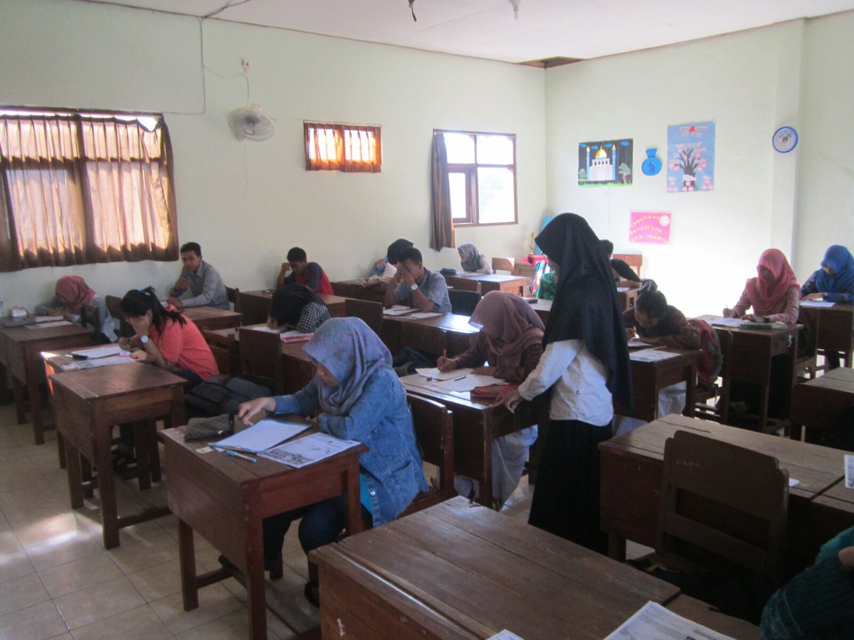 KampoengNgawi's tweet photo. Suasana Try Out USM STAN di Skansa hari ini.
#Ngantry
#TryOutSTAN https://t.co/WA37tJx5CM