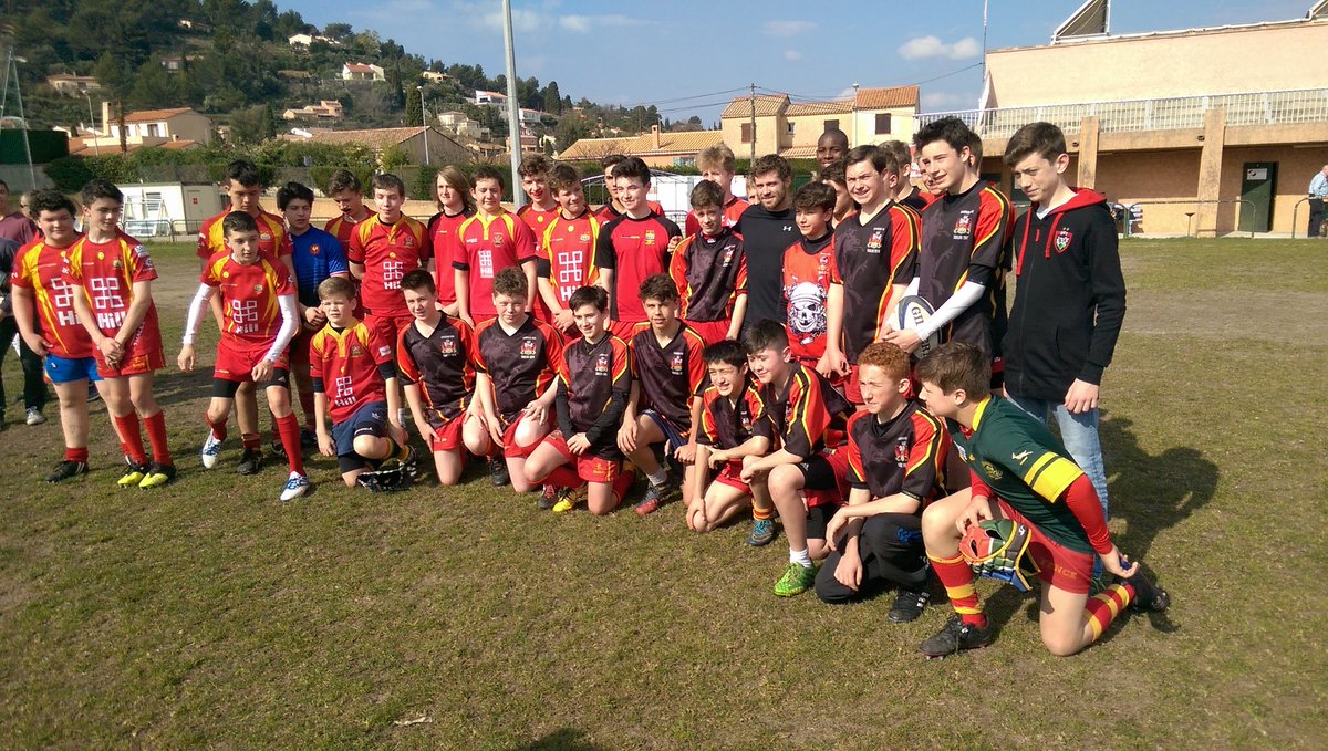 crufc0102's tweet photo. Little training session with at @LeighHalfpenny1 this morning. What an end to the tour! #Toulon16 @ThomasWhitford https://t.co/Mjfan1wzcJ