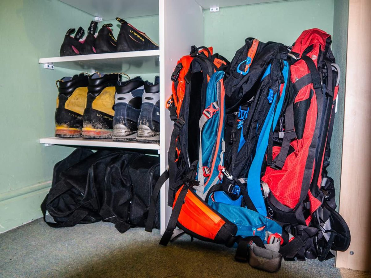 MartinRowe32's tweet photo. Now I should be able to find my gear ☺ @mountain_mum  #ClimbingGear https://t.co/l2ZuaVZwje