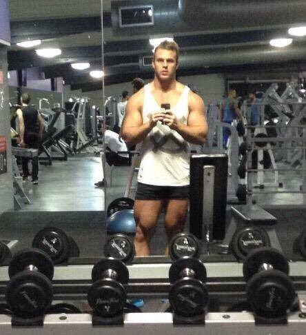 Looking for a generous guy to help this skint student out. Anyone? 😨😟😉 https://t.co/oE48Lxkdvw<a href="/tag/hornywednesday"class="tags"><span>#hornywednesday</span></a>