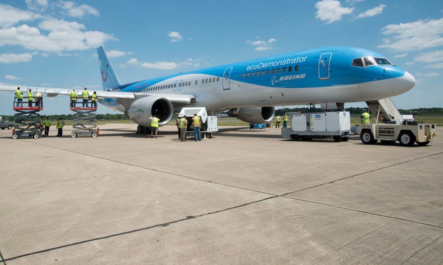 AmericaKnowsHow's tweet photo. NASA's bug repellent aims to save airlines millions in fuel cost | Bloomberg https://t.co/r1BAKNkXVO https://t.co/T0MNIm0GXJ