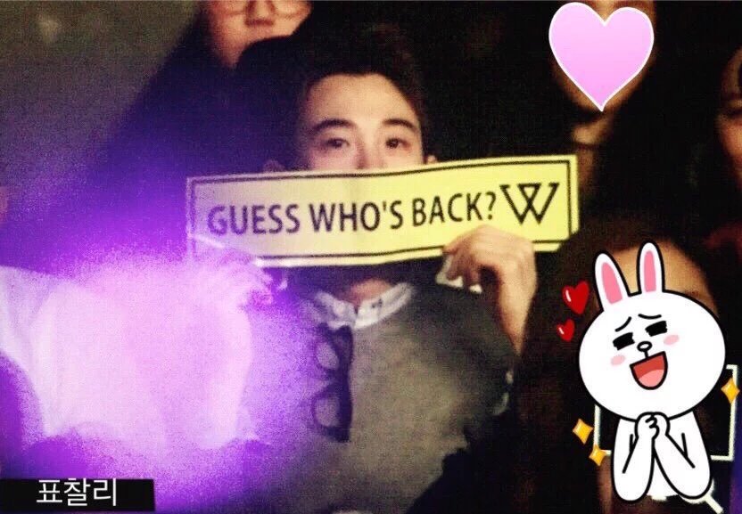 BBROYALTEAS's tweet photo. PYO FANBOYING 💕💕 https://t.co/GVll2H6s6U