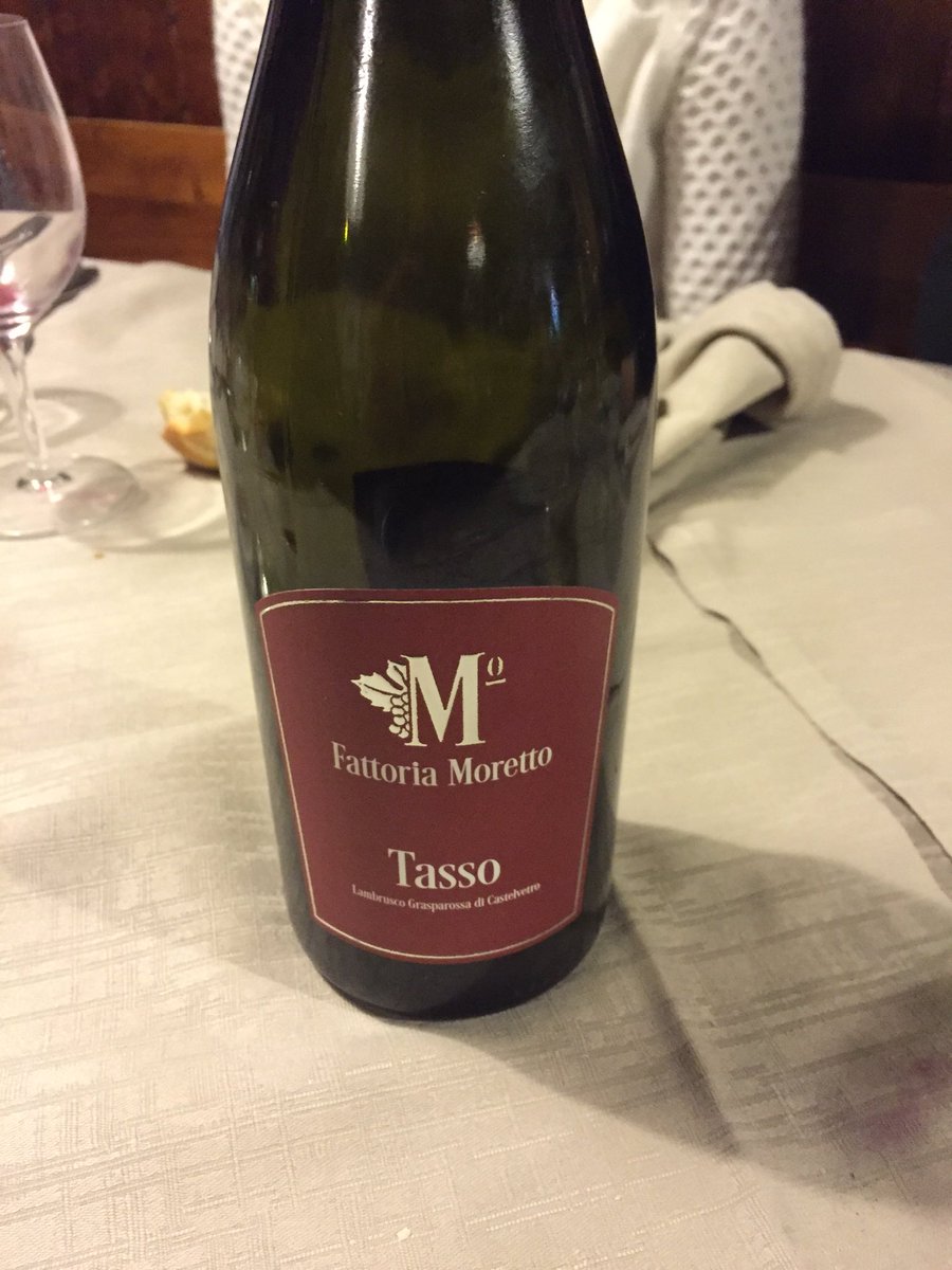 Il Lambrusco è' uno champagne con più struttura cit <a href="/BelGio77/">Giorgio Bellucci</a> <a href="/Alelunelli/">Alessandro Lunelli</a>  anche questo è' #bebrave